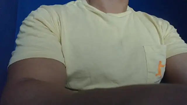Snapshot of alex_blu chatting on 07-06-26, 05:04 alex blu online show from 07-06-26, 05:04