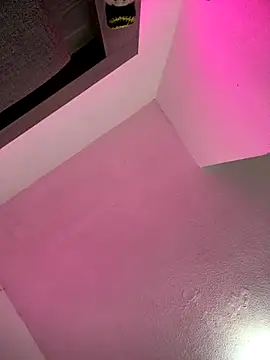 Snapshot of Cherrynoa chatting on 12-04-25, 07:06 Cherrynoa online show from 12-04-25, 07:06