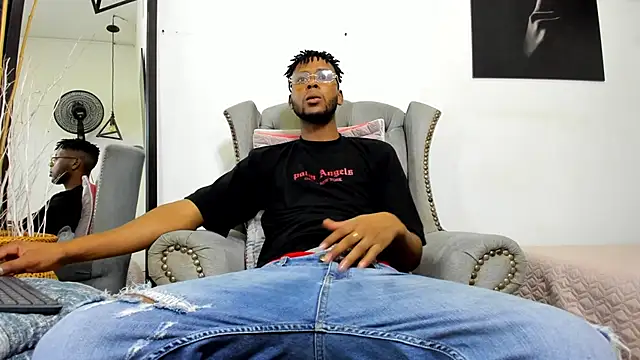 santhi lee online show from 03-21-25, 03:44