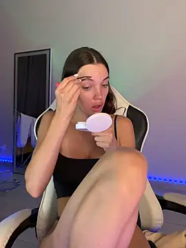 julia fly online show from 05-14-26, 06:42