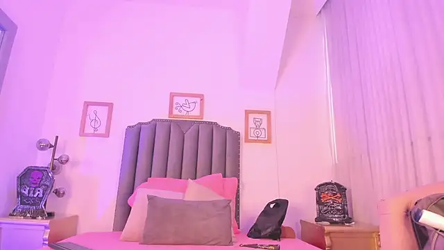 Vega   16 online show from 10-31-25, 11:44