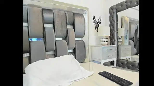 AntonellaaHot online show from 12-14-25, 07:25