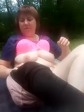 Snapshot of explored_romantic chatting on 06-15-26, 11:23 explored romantic online show from 06-15-26, 11:23
