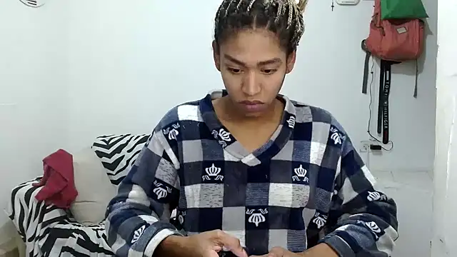 angelamarie1 online show from 01-10-26, 10:36