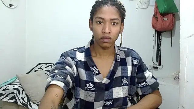 Snapshot of angelamarie1 chatting on 01-16-26, 11:20 angelamarie1 online show from 01-16-26, 11:20