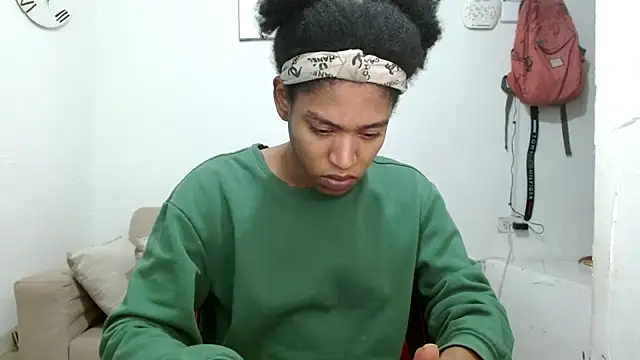 Snapshot of angelamarie1 chatting on 02-16-26, 12:29 angelamarie1 online show from 02-16-26, 12:29