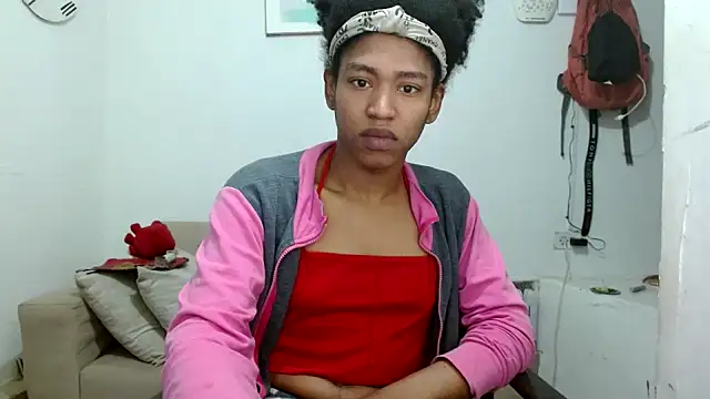 Snapshot of angelamarie1 chatting on 02-17-26, 12:23 angelamarie1 online show from 02-17-26, 12:23