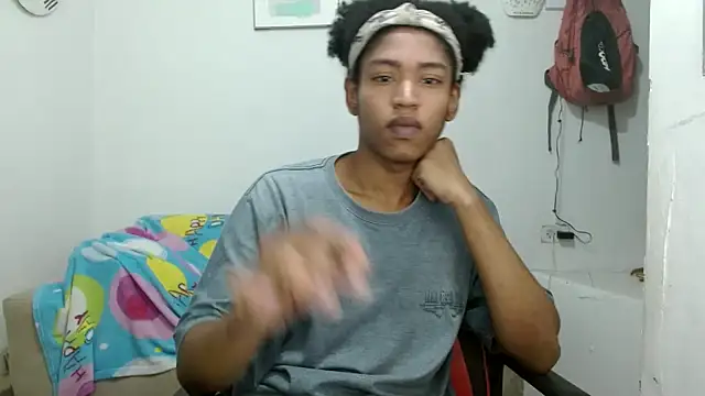 Snapshot of angelamarie1 chatting on 02-19-26, 07:21 angelamarie1 online show from 02-19-26, 07:21