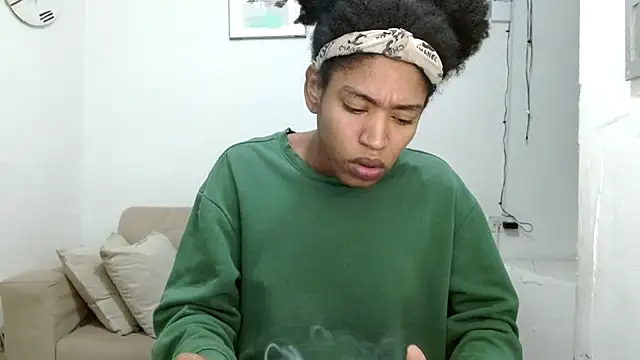 angelamarie1 online show from 03-10-26, 08:19