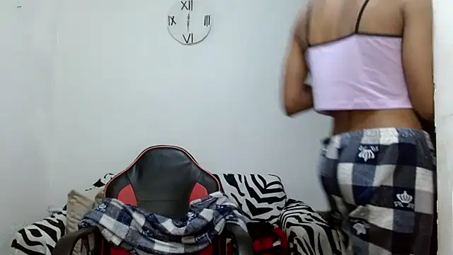 angelamarie1 online show from 05-15-26, 03:19