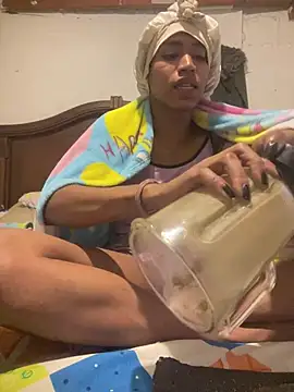 angelamarie1 online show from 05-17-26, 04:32