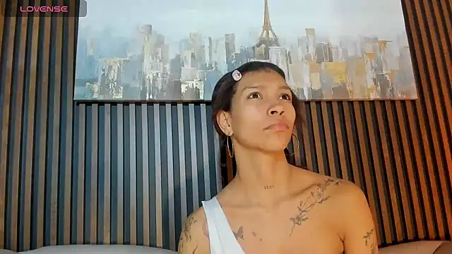 LauraAristizabal online show from 09-12-25, 12:38