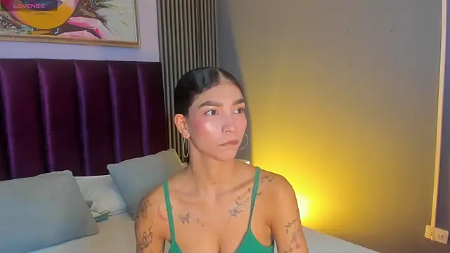 LauraAristizabal online show from 05-16-26, 11:53