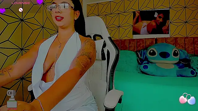 vane lopez  online show from 03-21-26, 07:06