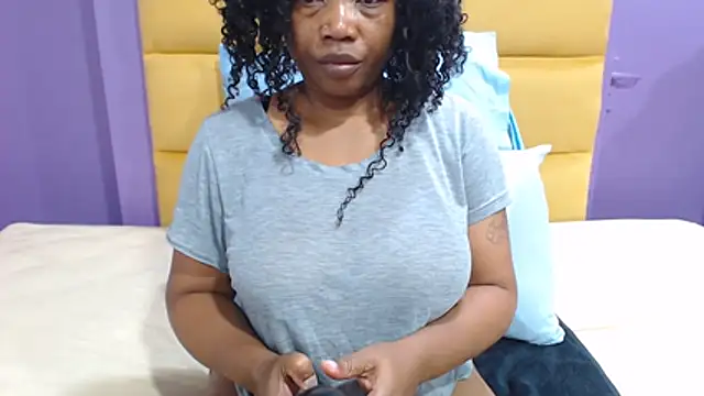 PeachAss4UU online show from 03-19-26, 05:22