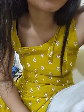 Snapshot of CuteSarikaLIVE chatting on 06-26-26, 04:06 CuteSarikaLIVE online show from 06-26-26, 04:06