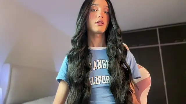 Ainhoads online show from 12-20-25, 08:43