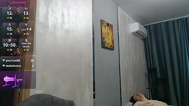 Stacy Davice online show from 04-01-26, 01:41