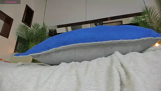 candy sweet  online show from 02-26-25, 09:58