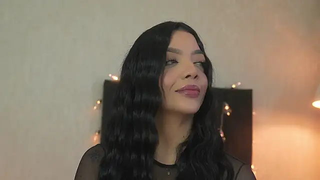 sarah hiill online show from 04-15-26, 10:21