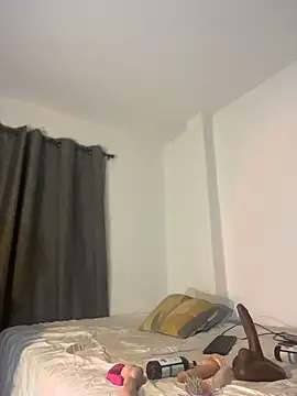 Snapshot of MiahWindsor chatting on 02-06-26, 04:28 MiahWindsor online show from 02-06-26, 04:28