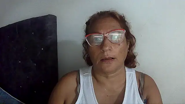 charrysexy1 online show from 01-06-26, 01:26