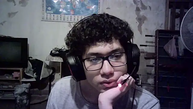 Emv2 online show from 10-22-25, 06:02