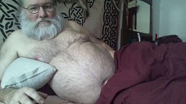 Snapshot of SexySantaC chatting on 01-08-25, 12:47 SexySantaC online show from 01-08-25, 12:47