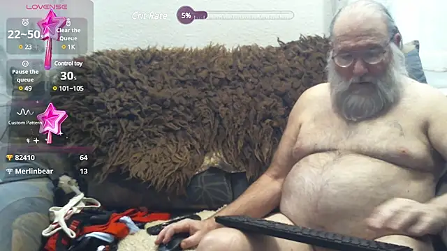 Snapshot of SexySantaC chatting on 01-26-25, 08:34 SexySantaC online show from 01-26-25, 08:34