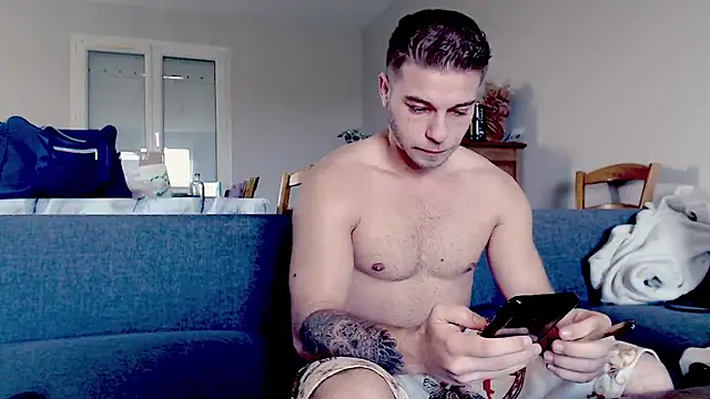 Elkafit28 online show from 04-10-26, 07:24