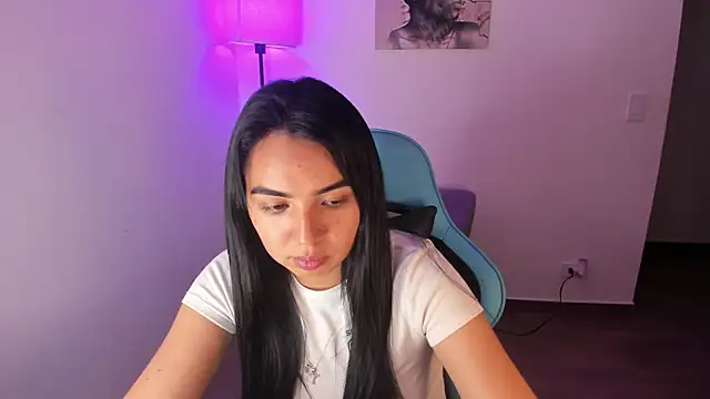 Miss Nicole online show from 04-05-26, 01:14