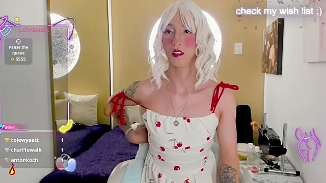 Yaki Tai online show from 03-10-26, 01:43