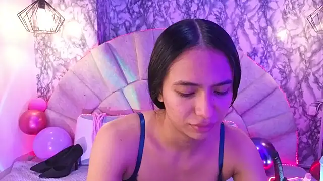  emma miller  online show from 05-09-26, 11:48