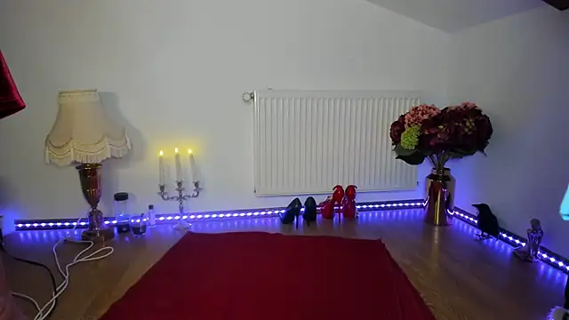 ViciousSiren online show from 11-05-25, 05:13