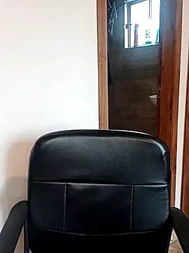 hazel milf online show from 02-24-25, 09:31