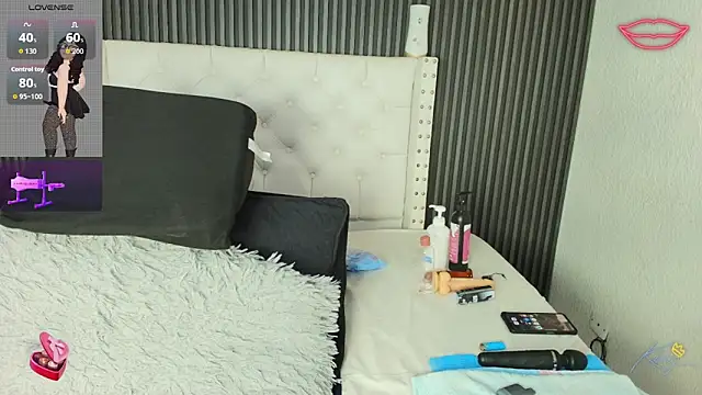 hazel milf online show from 03-26-26, 12:22