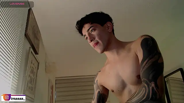 ivaaaan  online show from 04-15-26, 08:53