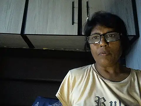 MsAttitude online show from 11-24-25, 05:40