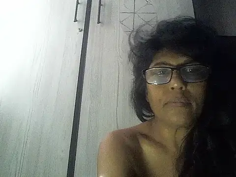 MsAttitude online show from 12-16-25, 02:11