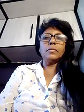 MsAttitude online show from 05-18-26, 06:41