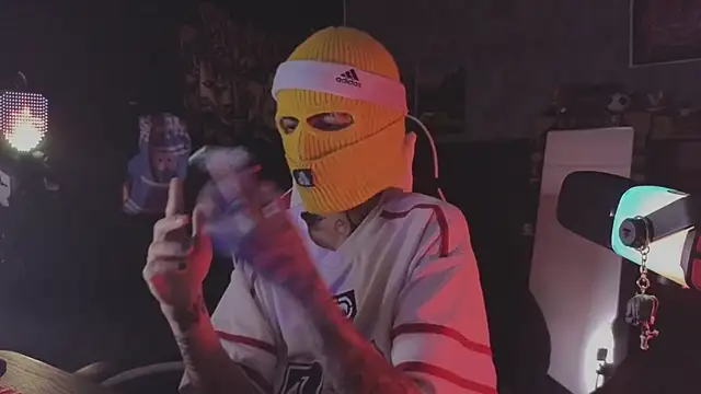 AcidMilo online show from 03-10-26, 10:59