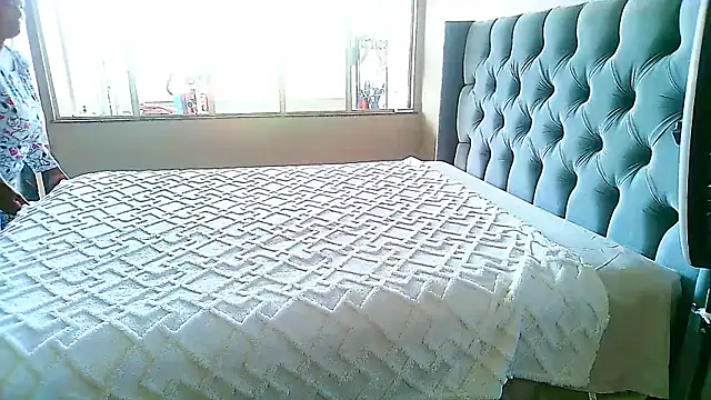 Charlie-Crawford online show from 02-22-25, 06:17