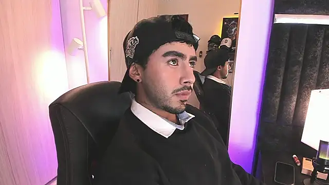 ItsMeEros online show from 04-06-26, 10:33