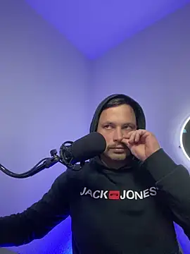 Jonkitzler1 online show from 03-07-25, 11:29