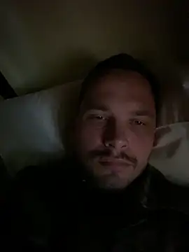 Jonkitzler1 online show from 03-11-25, 09:13