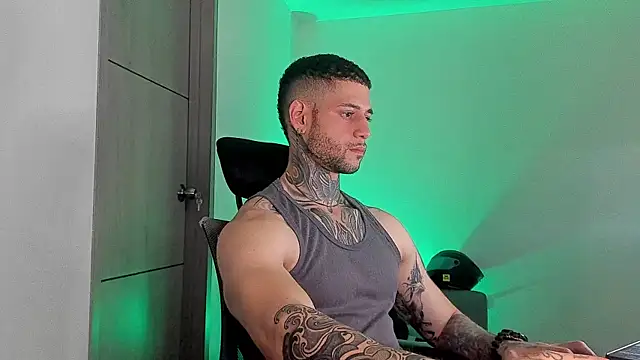  jamesleandros1 online show from 06-02-26, 03:52