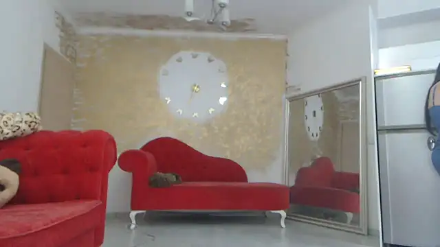 Snapshot of AnnaBellaLuckyXOXO chatting on 03-22-25, 09:45 AnnaBellaLuckyXOXO online show from 03-22-25, 09:45