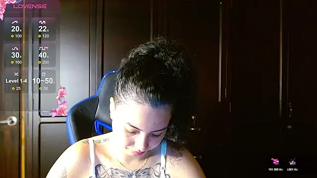 jaydensalvatore  online show from 11-24-25, 10:09