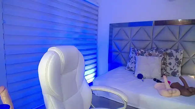 nana levy online show from 10-26-25, 03:45