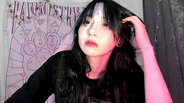 Holy420lolii online show from 02-18-26, 06:59